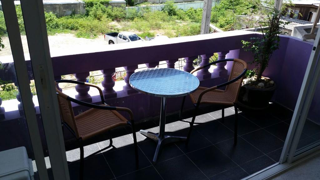 Oskar'S Guesthouse Hua Hin Bagian luar foto